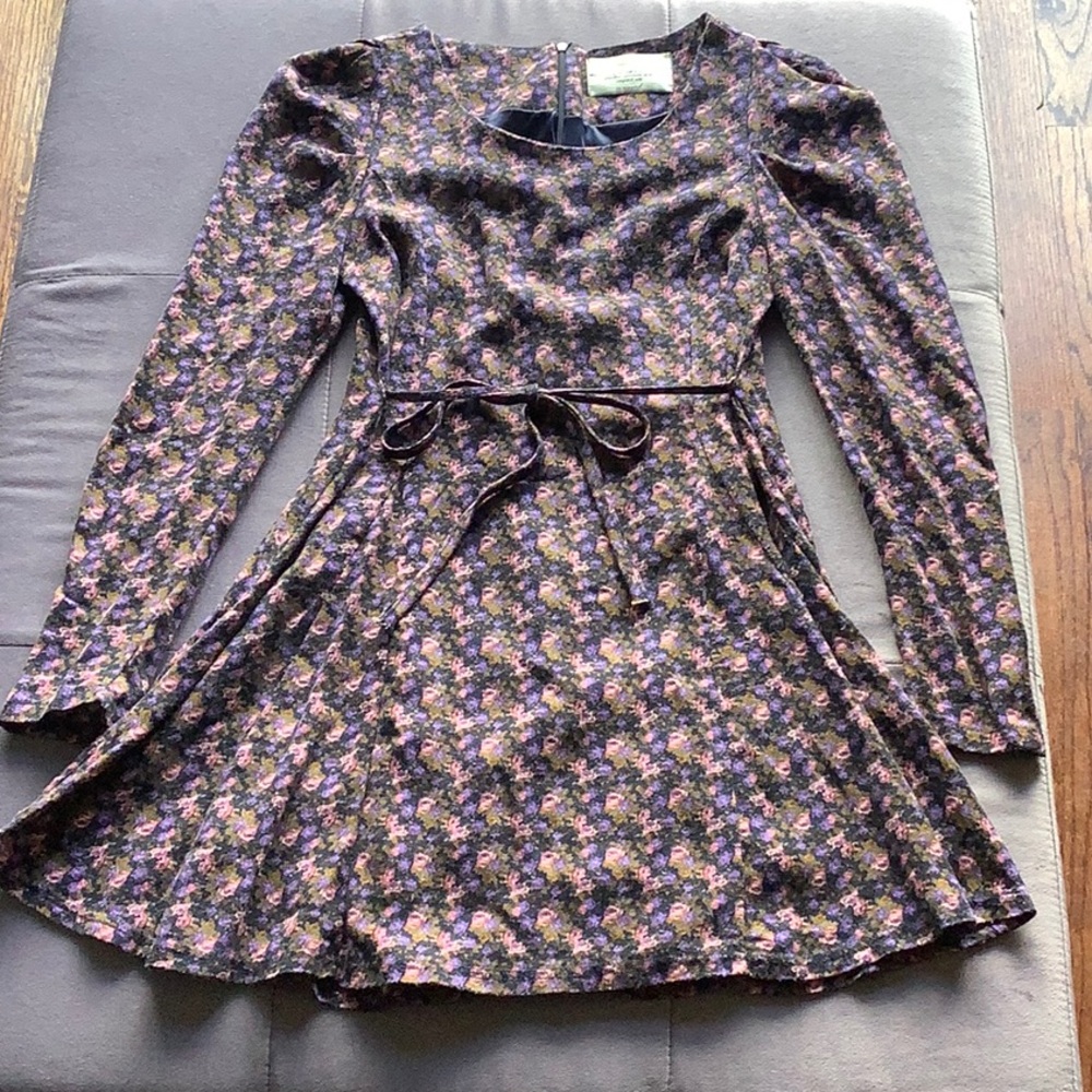 Flower print puff shoulder mini dress